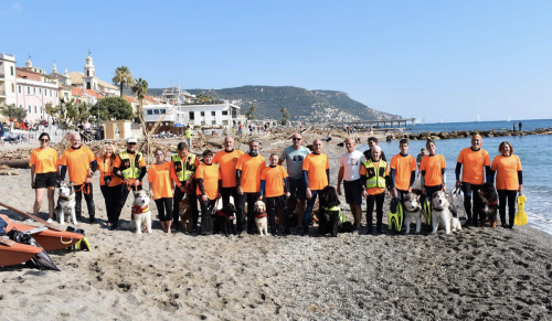 Esercitazione salvataggio in acqua - Bagni San Giovanni - Pietra Ligure 2021
